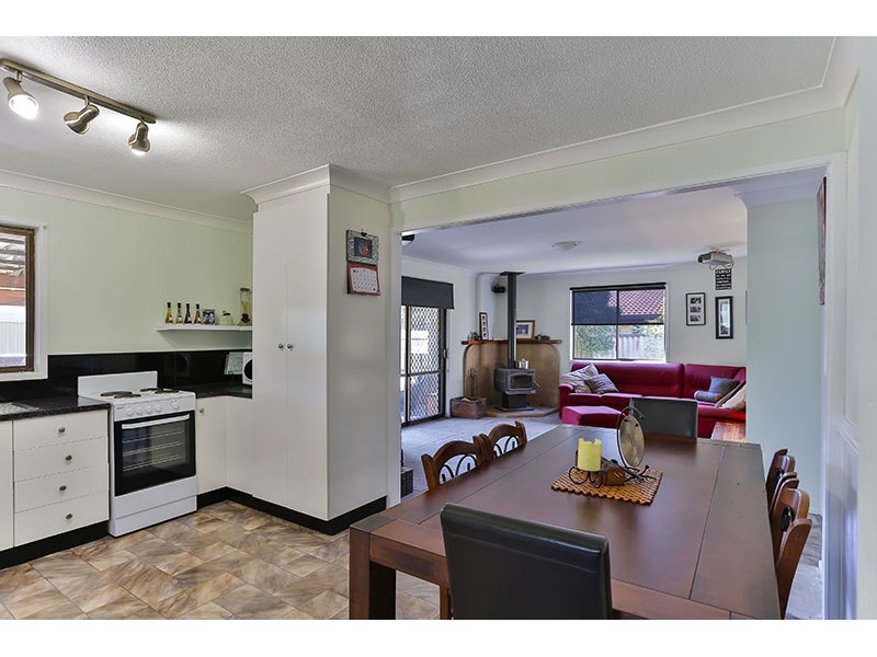 21 Trousdell Court, Rockville QLD 4350