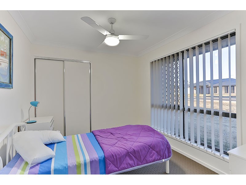1 Pamela Court, Withcott QLD 4352