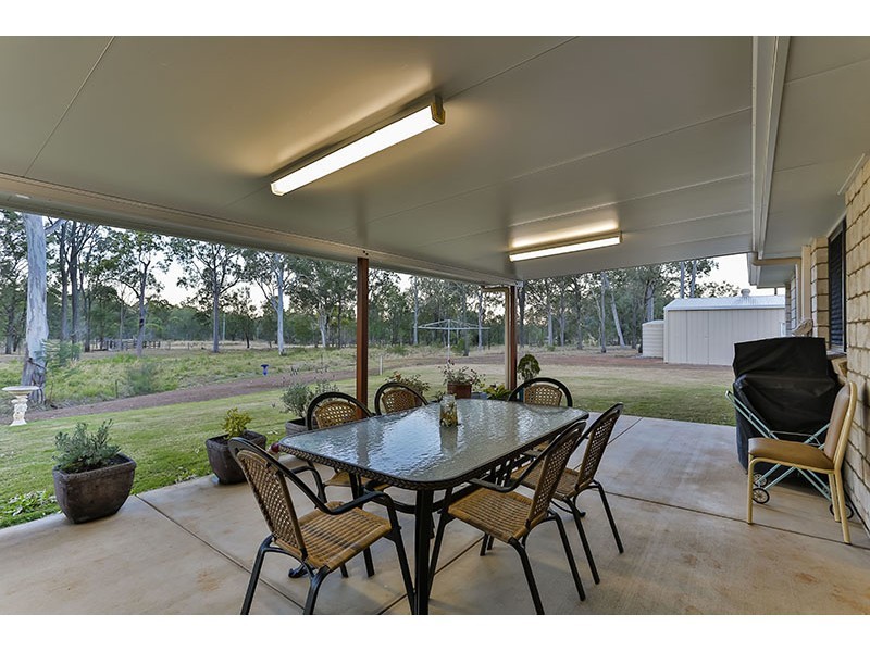 1 Pamela Court, Withcott QLD 4352