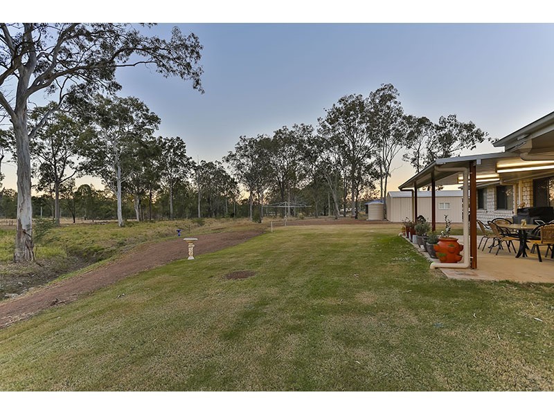 1 Pamela Court, Withcott QLD 4352