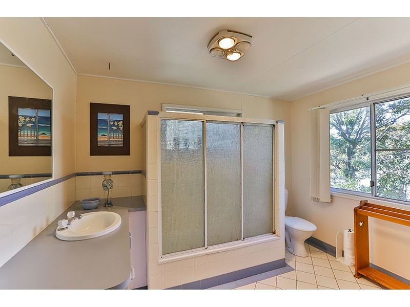 3 George Street, Haden QLD 4353