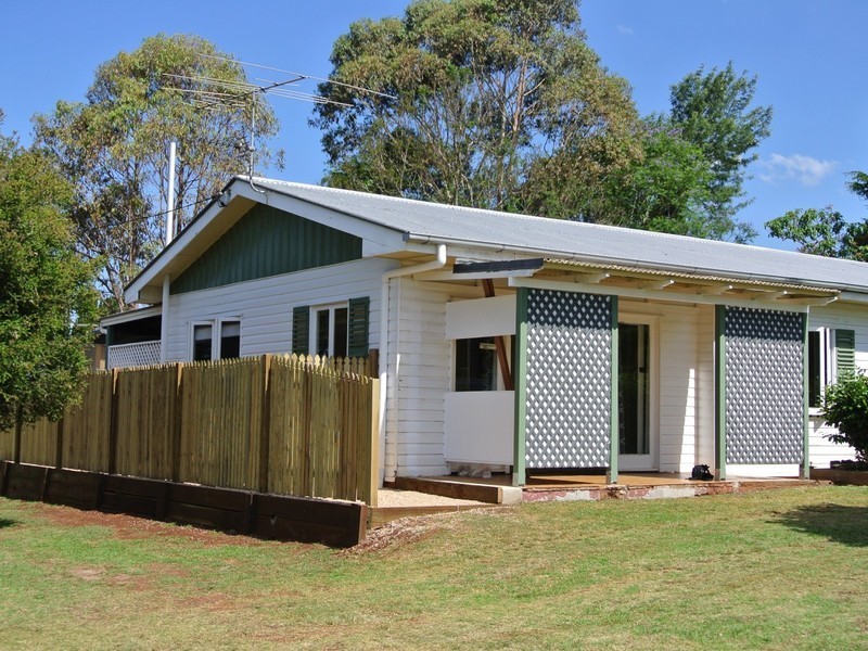 94 Ramsay Street, Centenary Heights QLD 4350