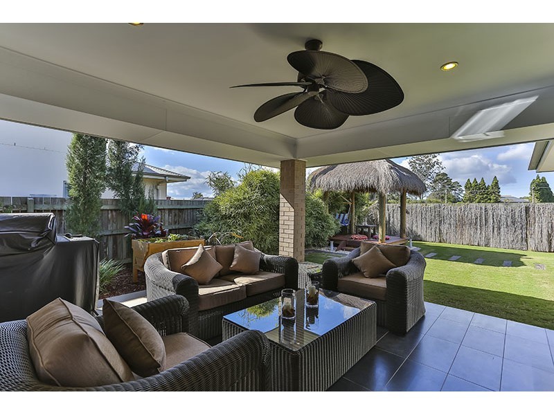 68 Wood Drive, Middle Ridge QLD 4350