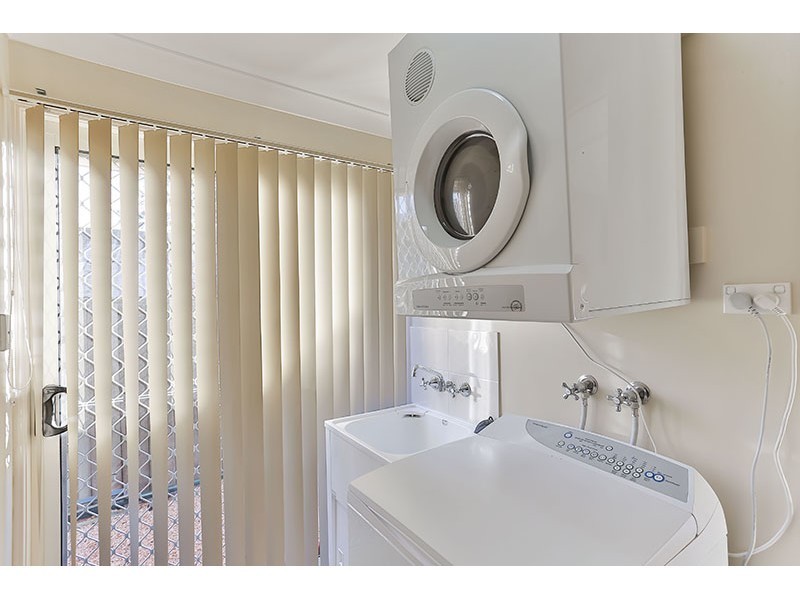 56 Albert Lane, Newtown QLD 4350