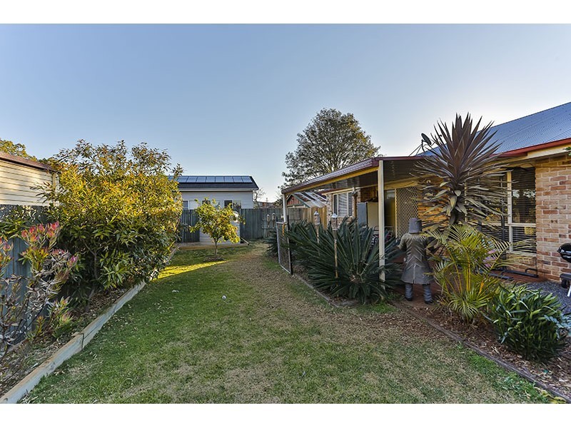 56 Albert Lane, Newtown QLD 4350