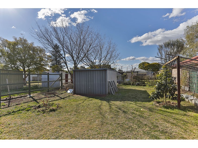 13 Vera street, Newtown QLD 4350