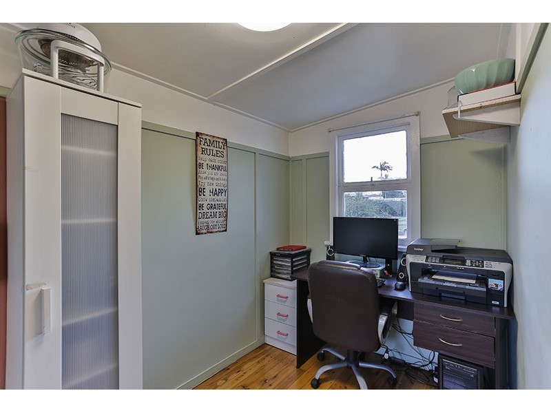 34 Buckland Street, Harristown QLD 4350