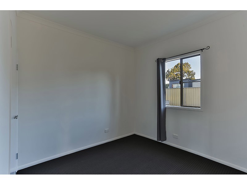 66 Gordon Avenue, Newtown QLD 4350