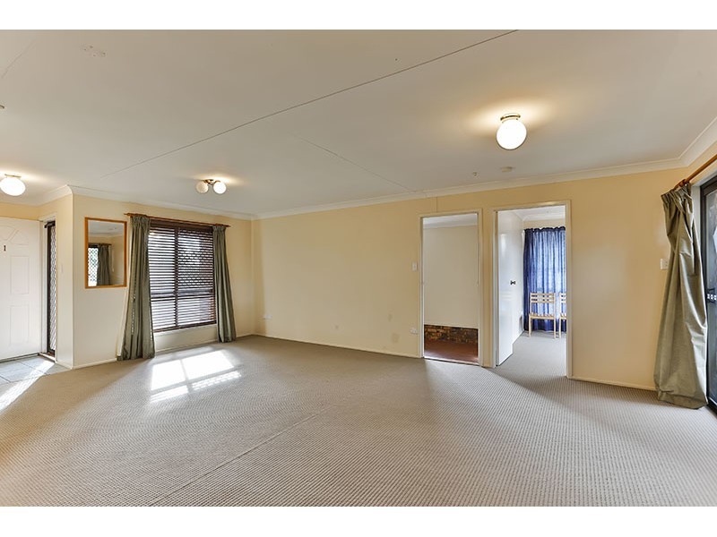 1/18-20 McIntyre Street, Centenary Heights QLD 4350
