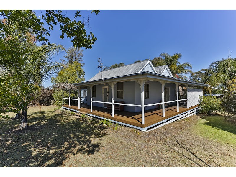 25 King Street, Goombungee QLD 4354