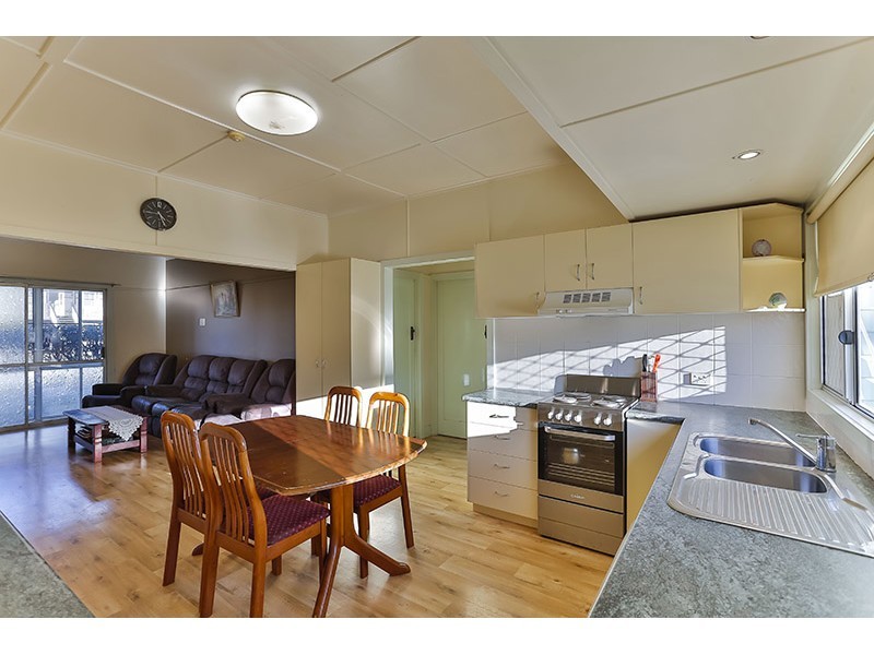 119 Holberton Street, Newtown QLD 4350