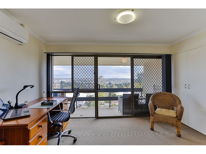 Unit 22/2 Benjamin Street, Mount Lofty QLD 4350
