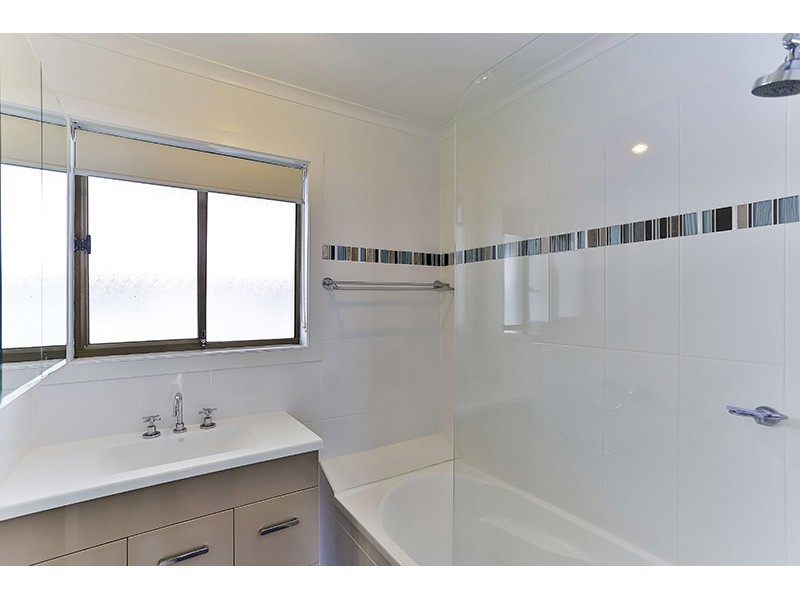 Unit 22/2 Benjamin Street, Mount Lofty QLD 4350