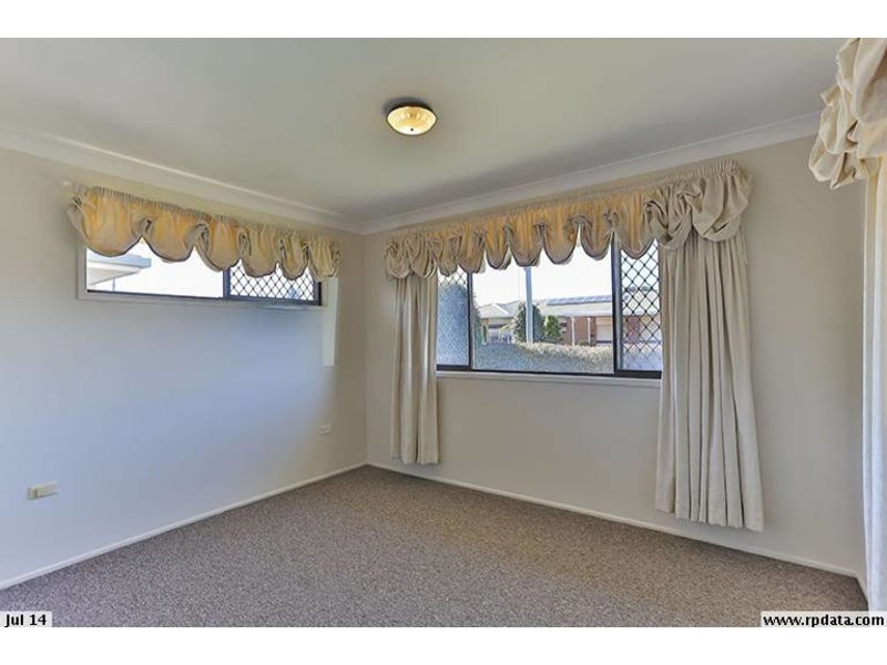 21 Sampson Street, Wilsonton QLD 4350