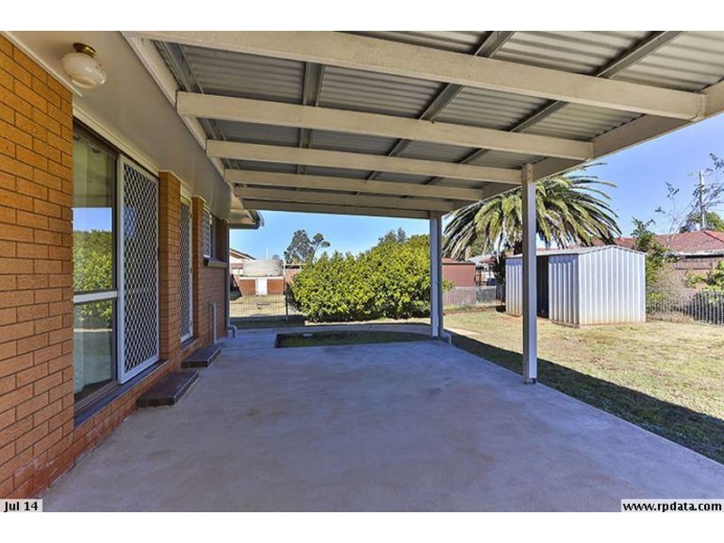 21 Sampson Street, Wilsonton QLD 4350