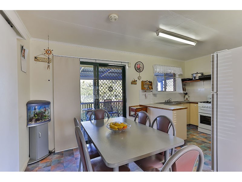 16 Brown Street, Rockville QLD 4350