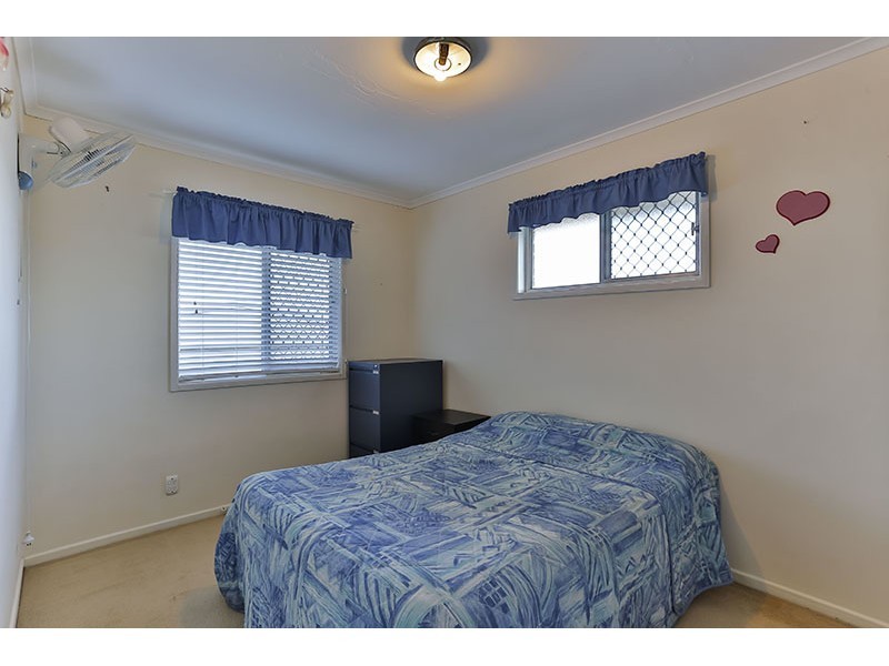 16 Brown Street, Rockville QLD 4350