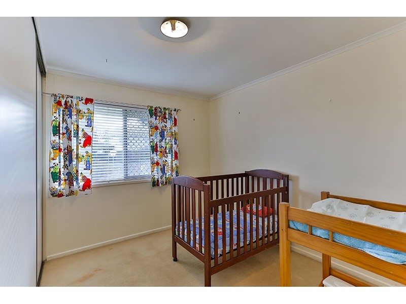 16 Brown Street, Rockville QLD 4350