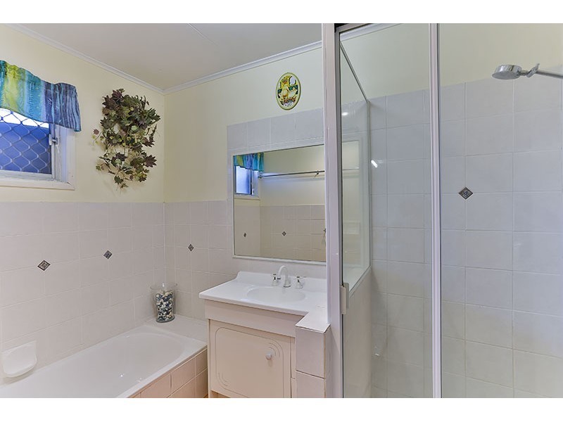 16 Brown Street, Rockville QLD 4350