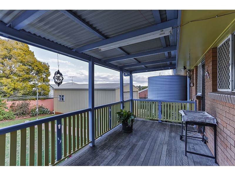 16 Brown Street, Rockville QLD 4350