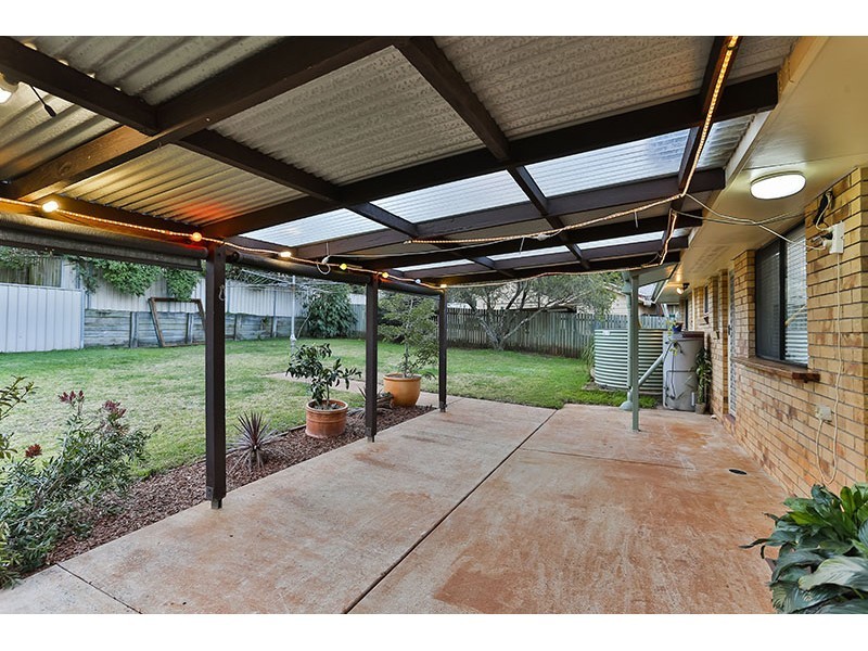17 Traminer Drive, Wilsonton Heights QLD 4350