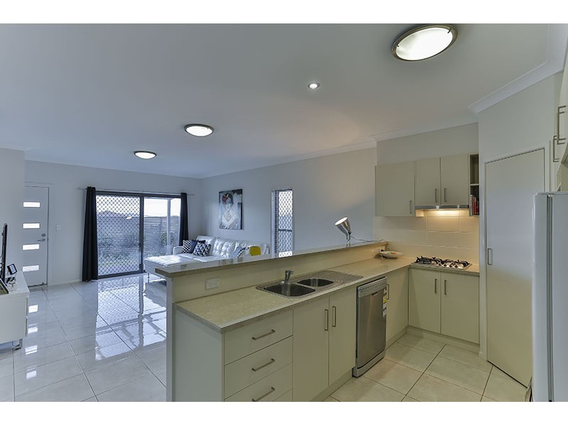 1/14 Sunning Street, Kearneys Spring QLD 4350