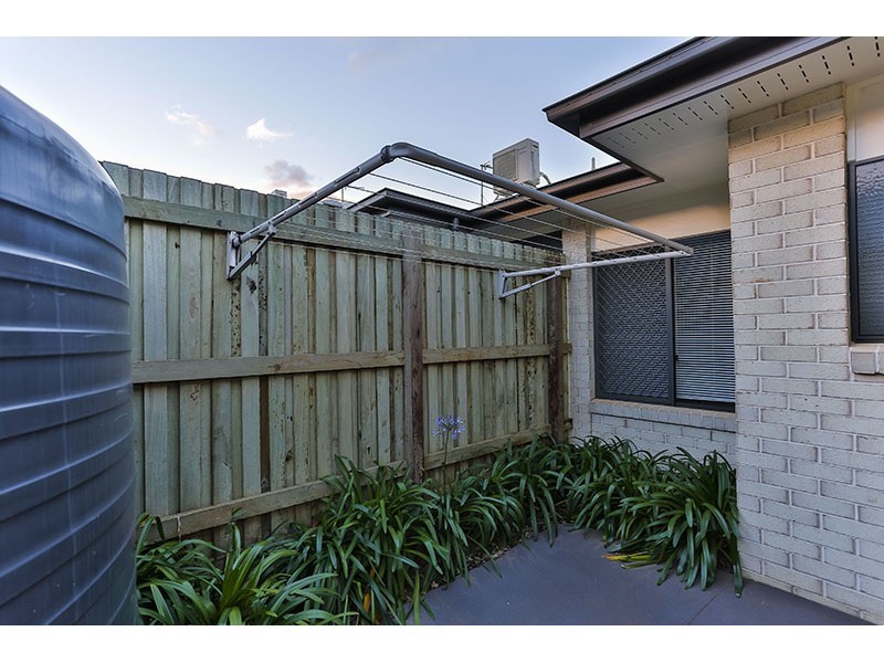 1/14 Sunning Street, Kearneys Spring QLD 4350