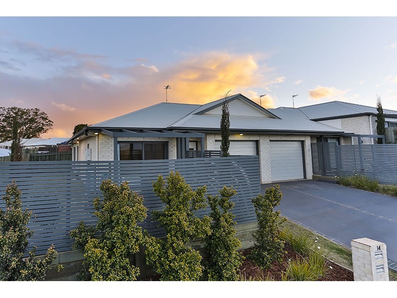 1/14 Sunning Street, Kearneys Spring QLD 4350