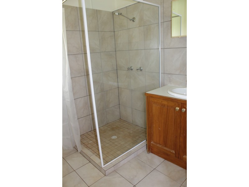 17 Albert Street, Newtown QLD 4350