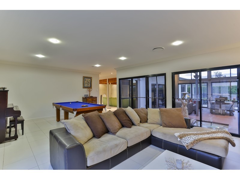 30 McLachlan Drive, Highfields QLD 4352