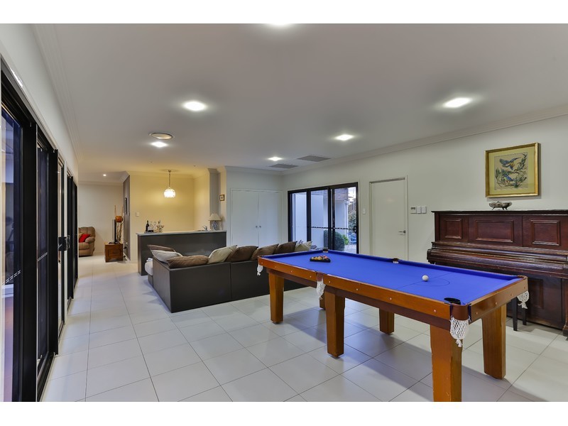 30 McLachlan Drive, Highfields QLD 4352