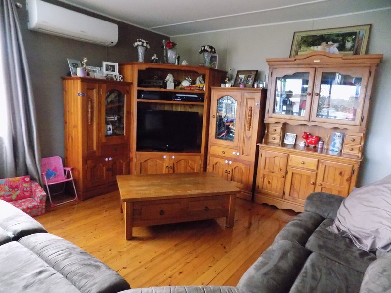 18 John Street, Goombungee QLD 4354