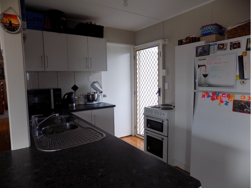 18 John Street, Goombungee QLD 4354