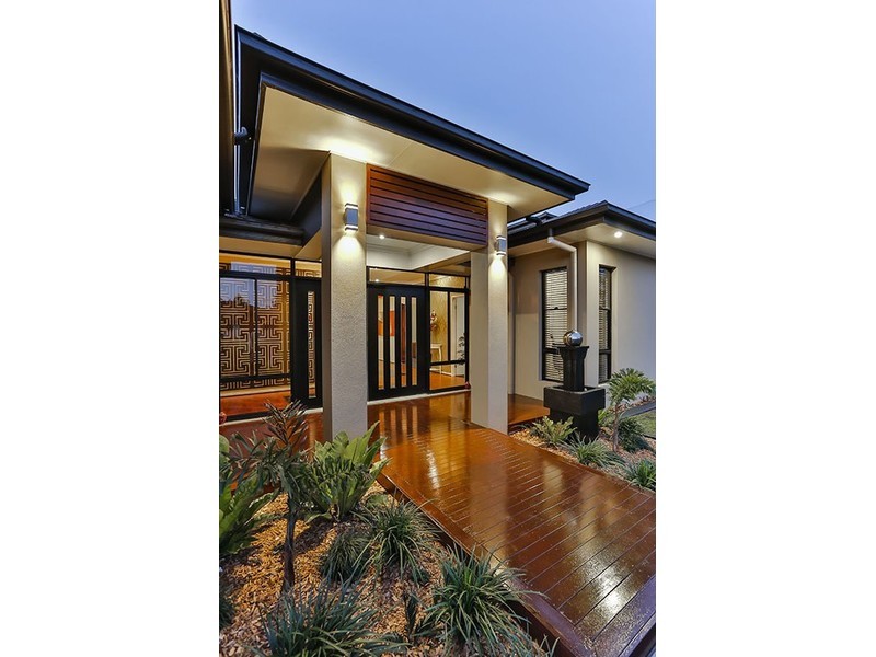 1 Caithness Court, Middle Ridge QLD 4350