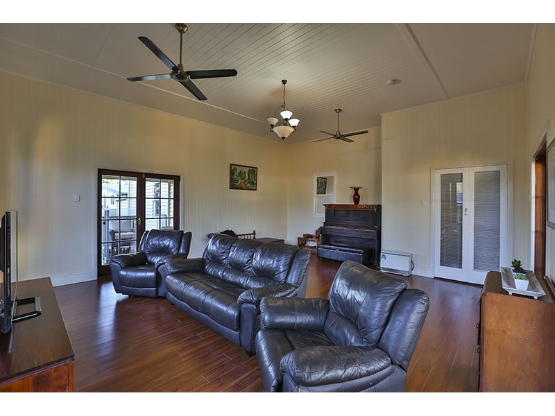 20 Edith Street, Newtown QLD 4350