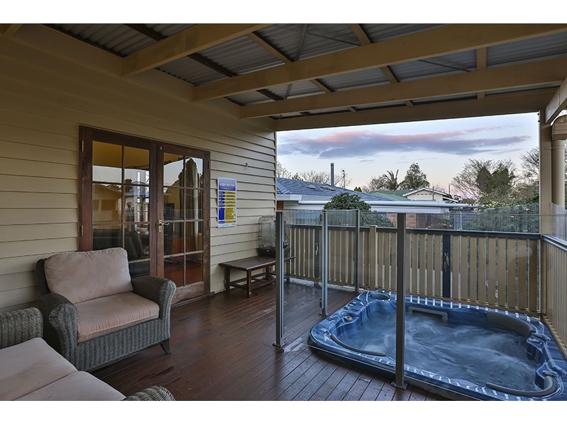 20 Edith Street, Newtown QLD 4350