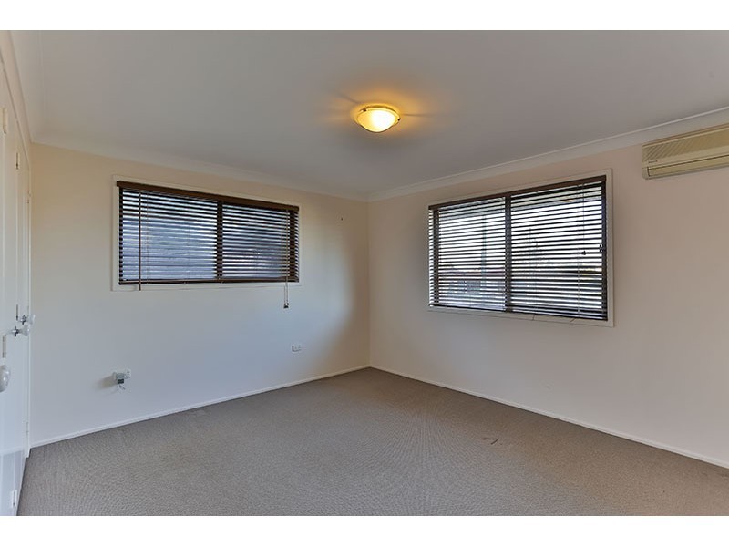 18 Regent Street, Darling Heights QLD 4350