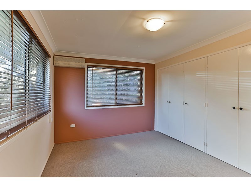 18 Regent Street, Darling Heights QLD 4350