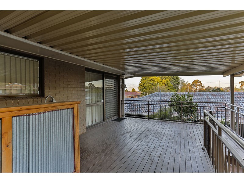 18 Regent Street, Darling Heights QLD 4350