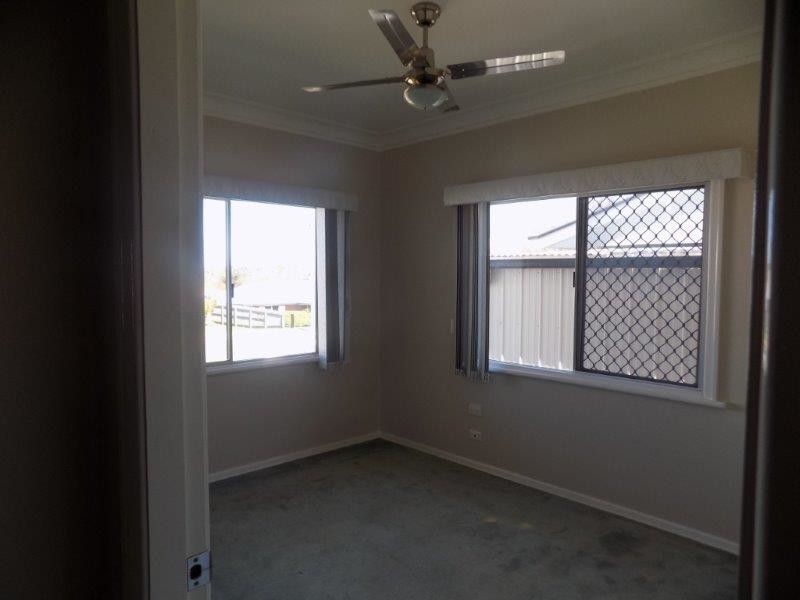 85 South Street, Rangeville QLD 4350