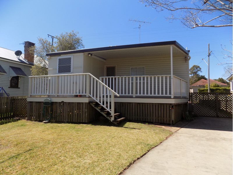 79 Mary Street, East Toowoomba QLD 4350