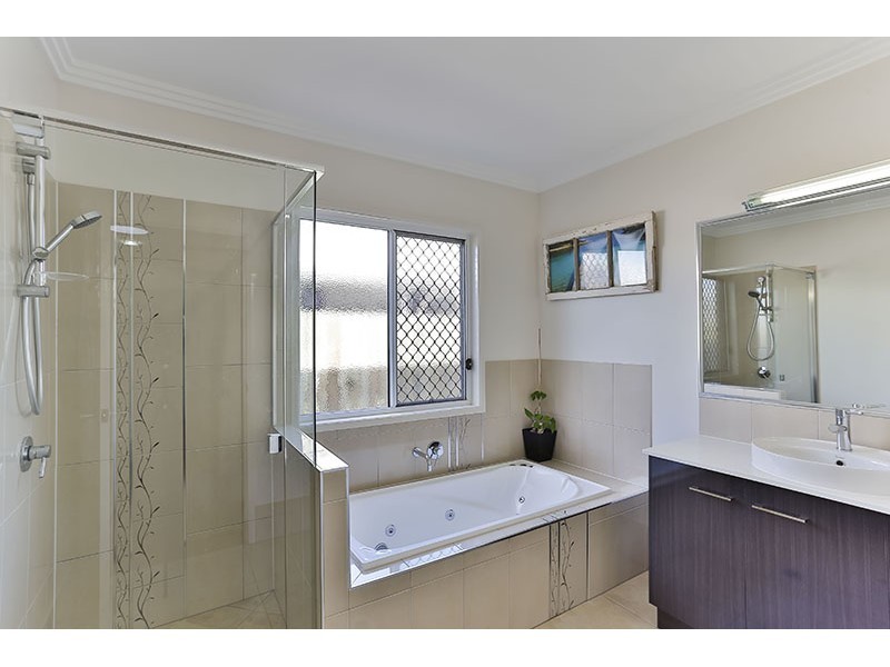 7 O’Grady Street, Kearneys Spring QLD 4350