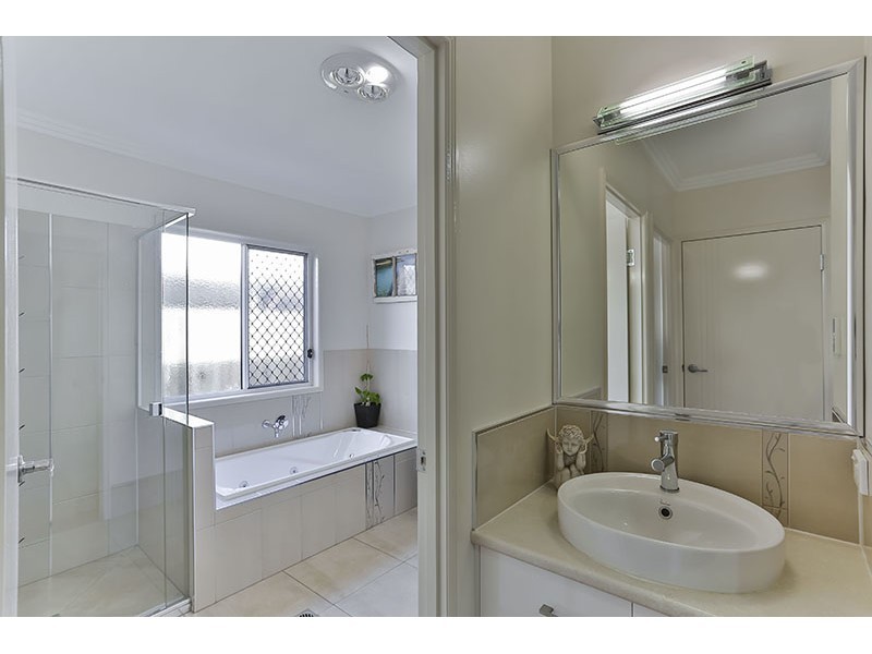 7 O’Grady Street, Kearneys Spring QLD 4350