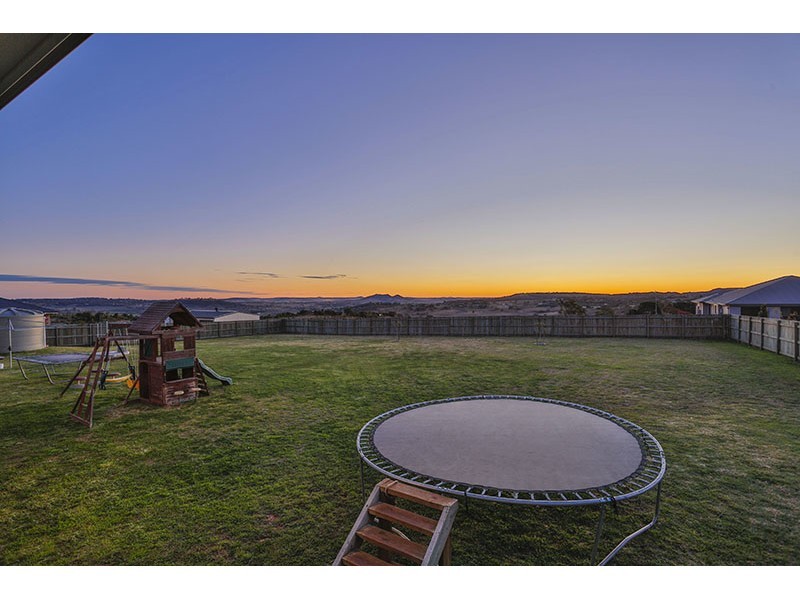48 Federation Drive, Highfields QLD 4352