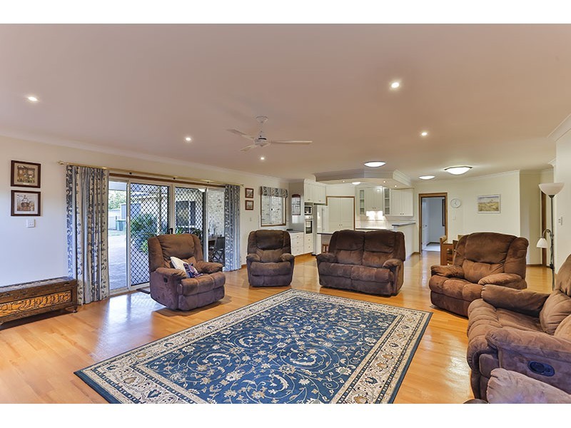 21 Polzin Road, Highfields QLD 4352