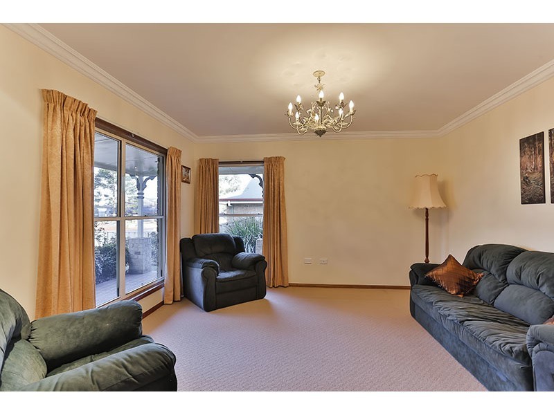 21 Polzin Road, Highfields QLD 4352