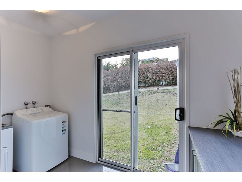 9 Meharry Court, Cabarlah QLD 4352