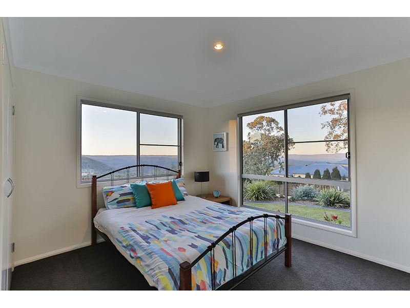 3 Skye Court, Prince Henry Heights QLD 4350