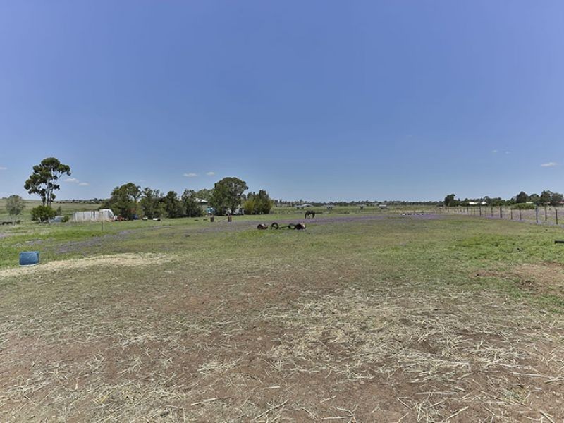 2 Weale Street, Pittsworth QLD 4356