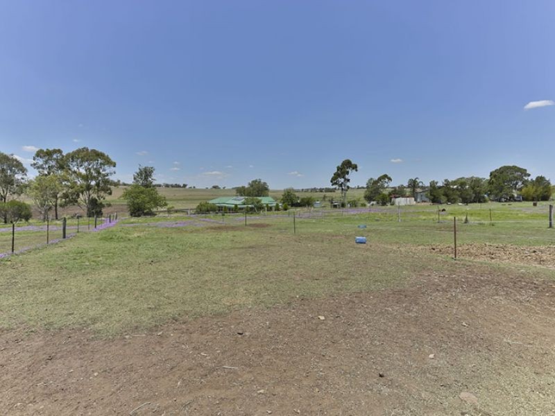 2 Weale Street, Pittsworth QLD 4356